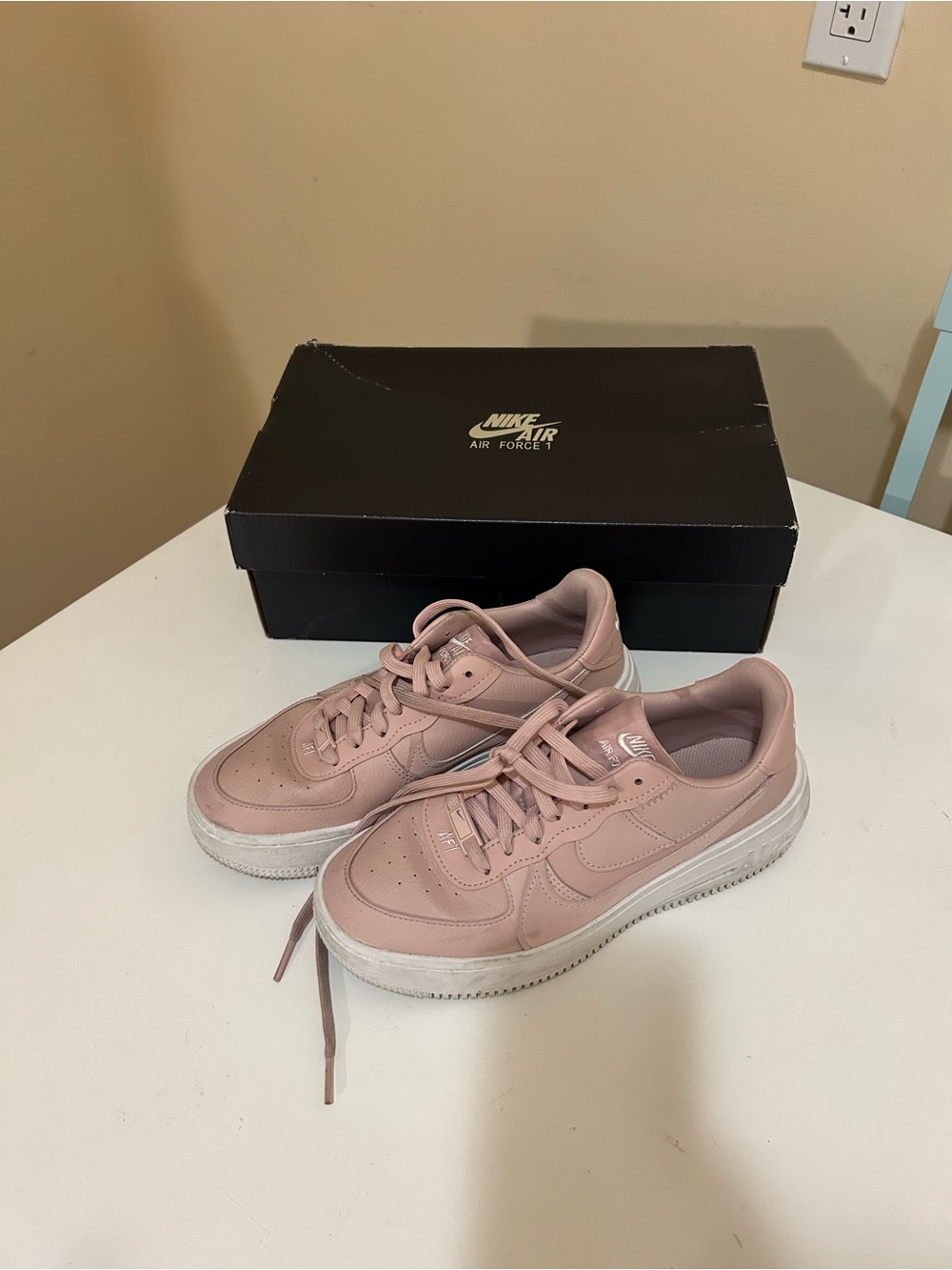 Nike Air Force 1 Low Women's Sneakers - Dusty Pink